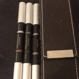 Precious Color eyeshadow sticks